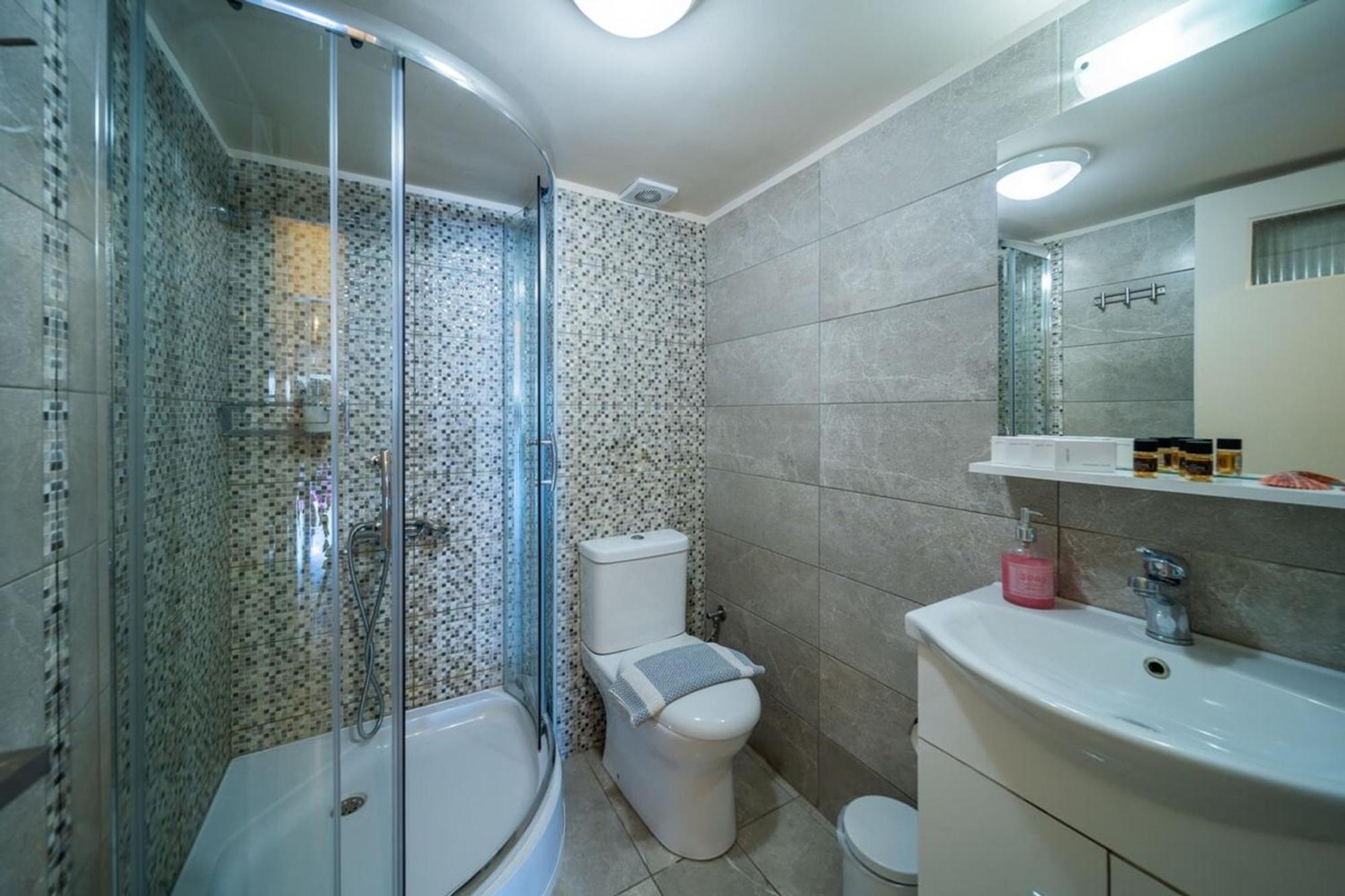 City Center Apartment Project By Cretan Houses Heraklion Exteriör bild